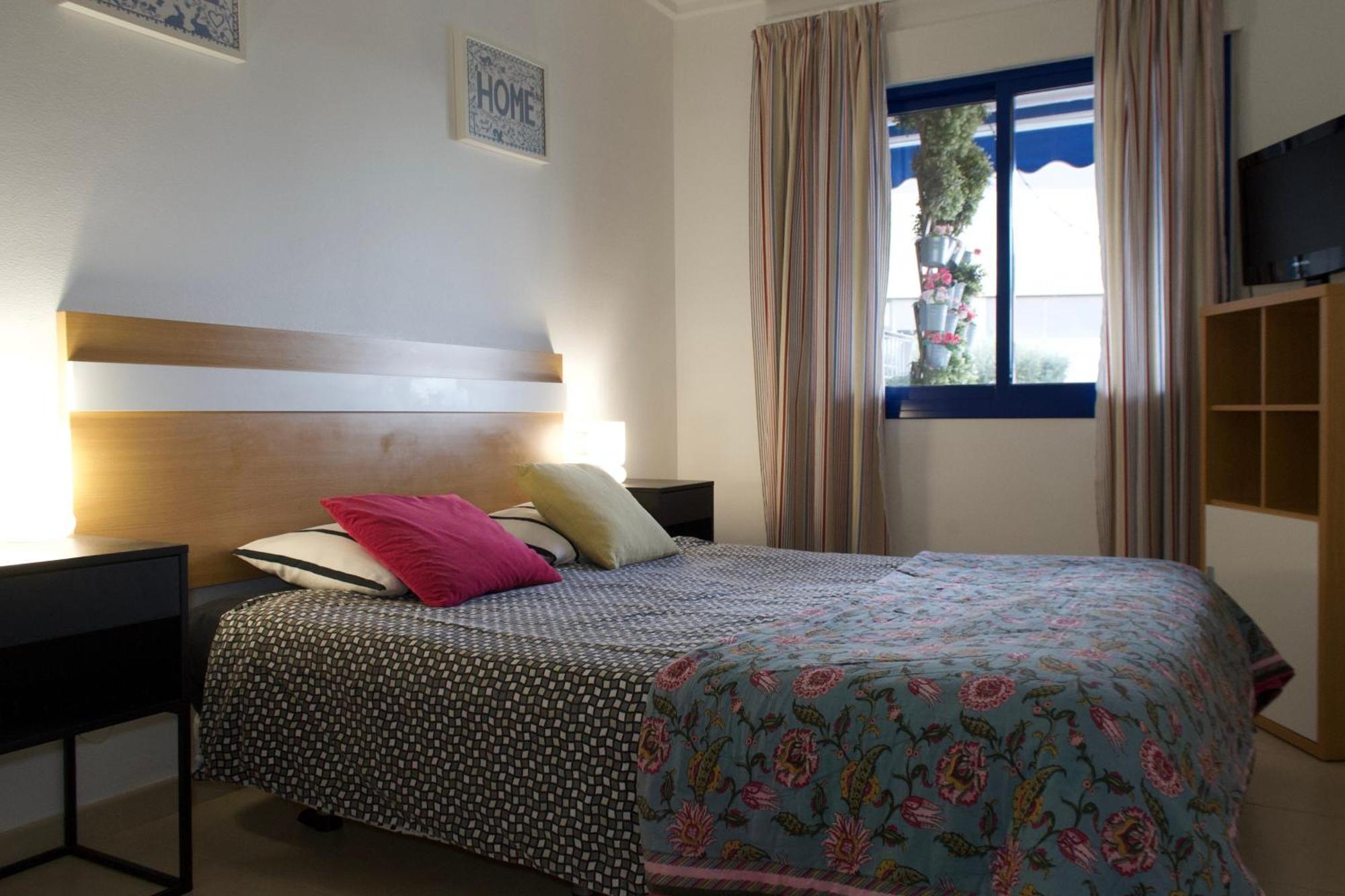 Alicante Apartments Екстериор снимка