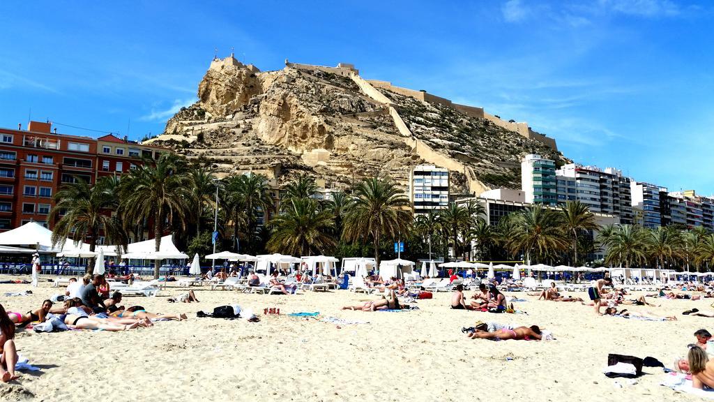 Alicante Apartments Екстериор снимка