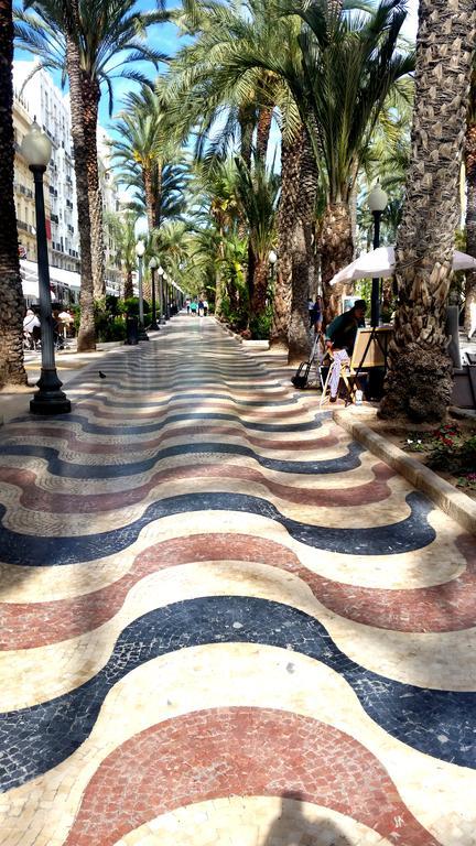 Alicante Apartments Екстериор снимка